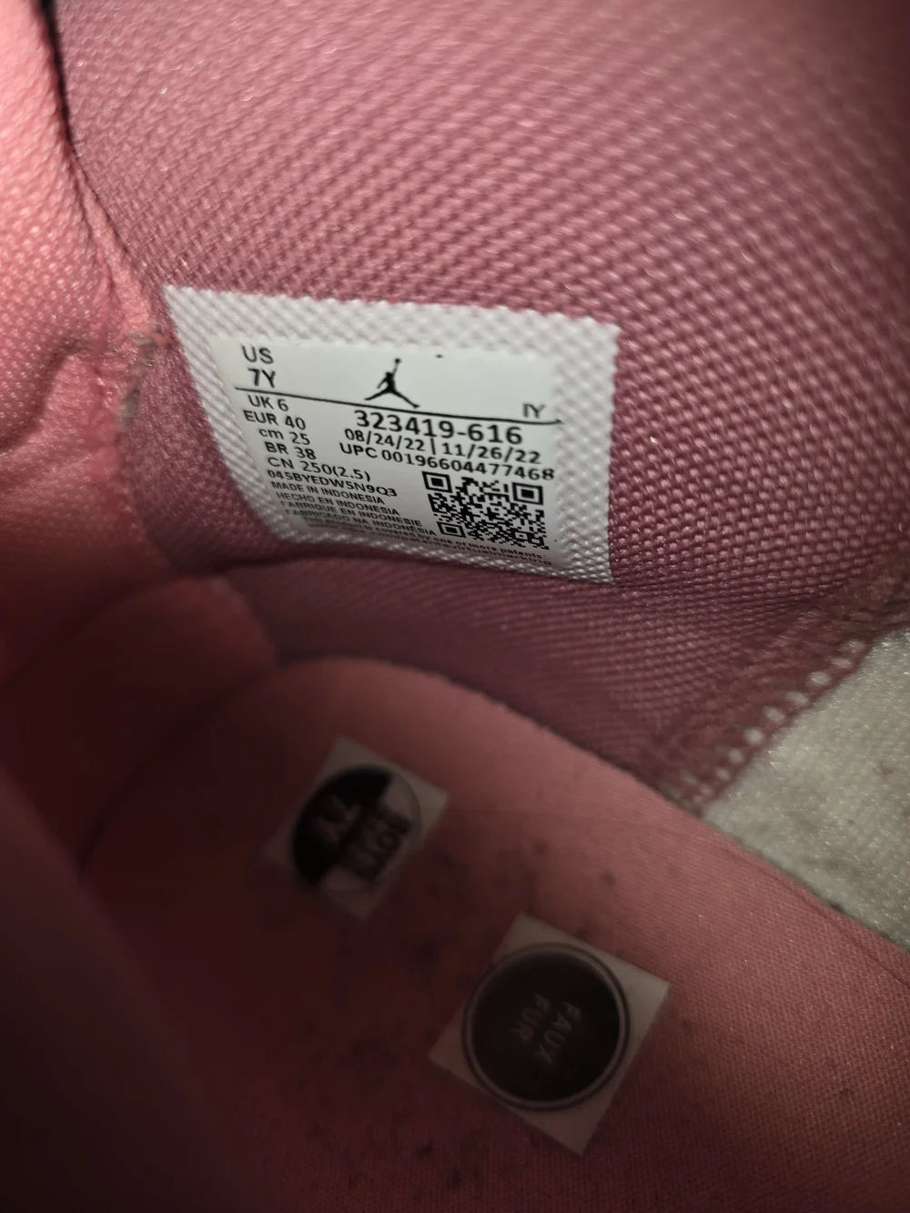 Jordan stylish pink